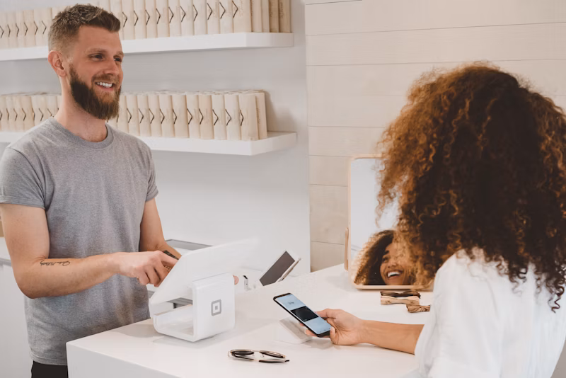E-commerce Fashion Store